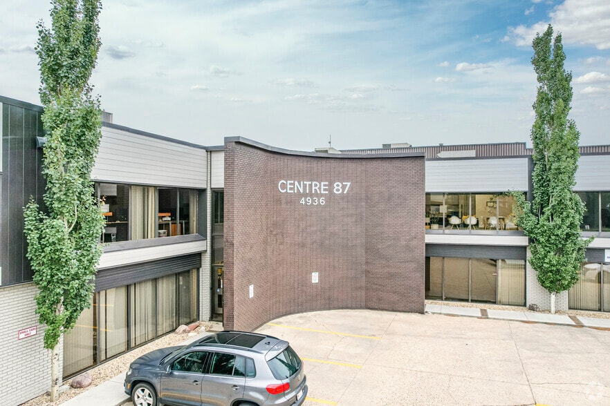 More Photos Of 4904-4940 87 St NW, Edmonton Flex For Lease