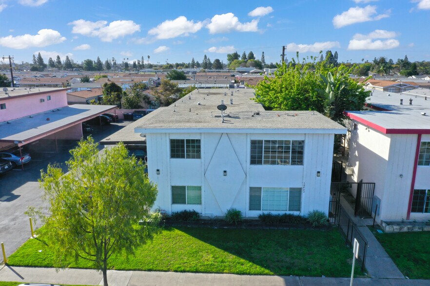 More Photos Of 10802 Palma Vista Ave, Garden Grove Apartments For Sale
