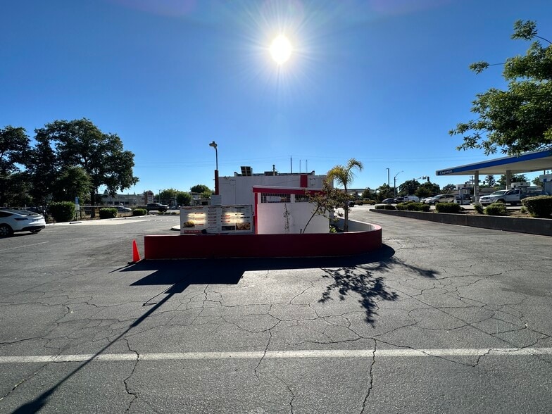 More Photos Of 5312 Hazel Ave, Fair Oaks Restaurant For Sale