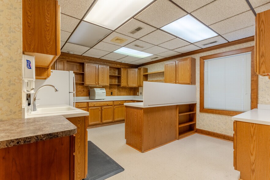 More Photos Of 2816 Veach Rd, Owensboro Medical For Sale