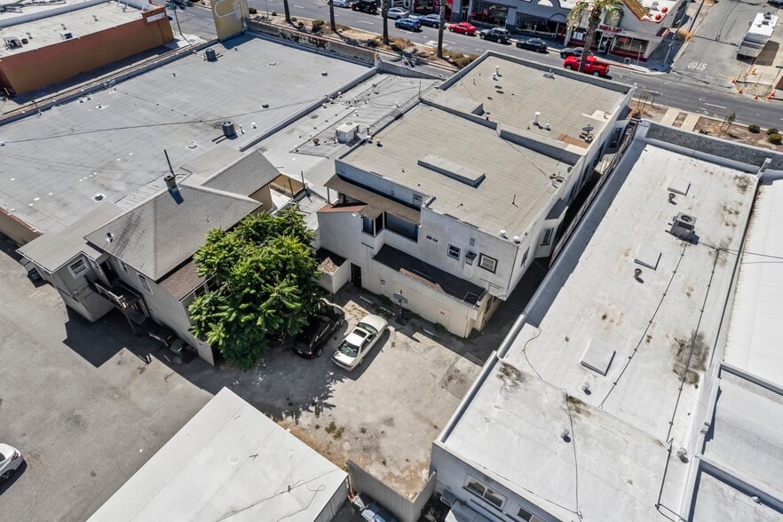 More Photos Of 1891 W San Carlos St, San Jose Storefront Retail Residential For Sale