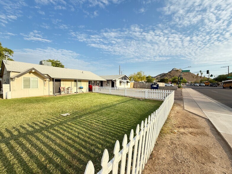 More Photos Of 9238 N 7th Ave, Phoenix Apartments For Sale
