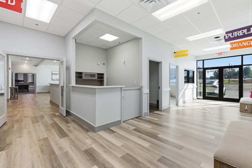 More Photos Of 11303 Highway 92, Woodstock Freestanding For Sale