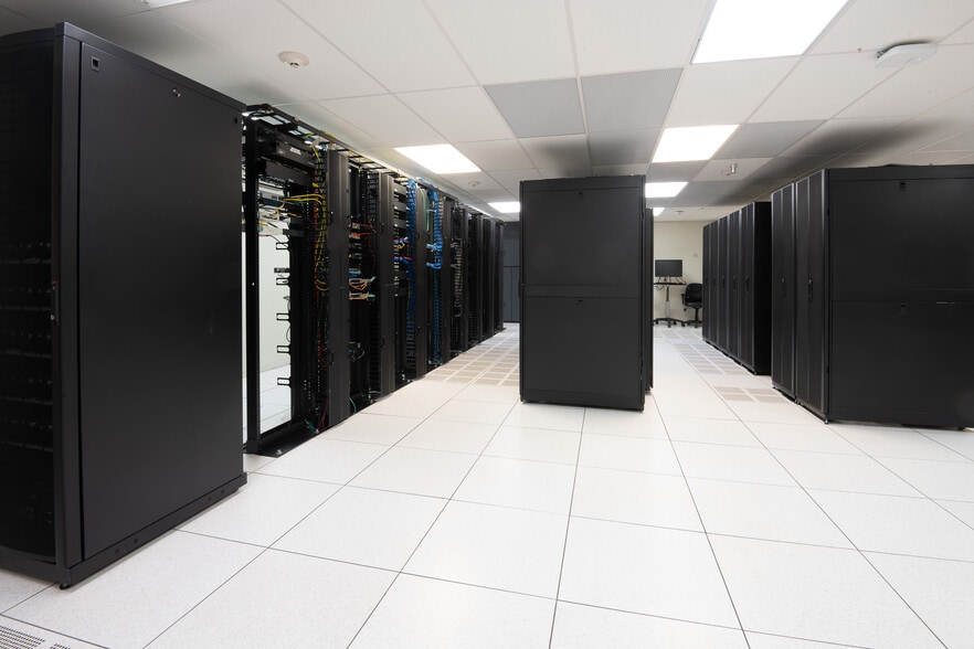 More Photos Of 9330 Amberton Pky, Dallas Office For Lease