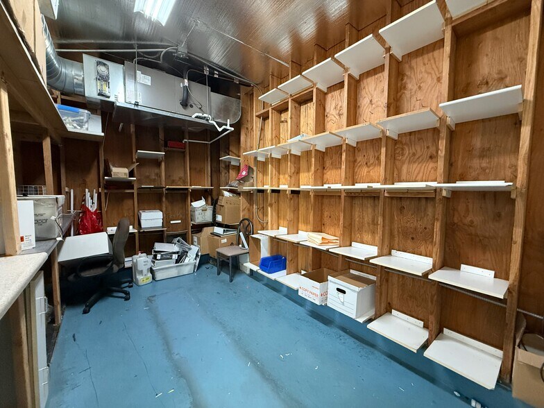 More Photos Of 7304 Canby Ave, Reseda Apartments For Sale