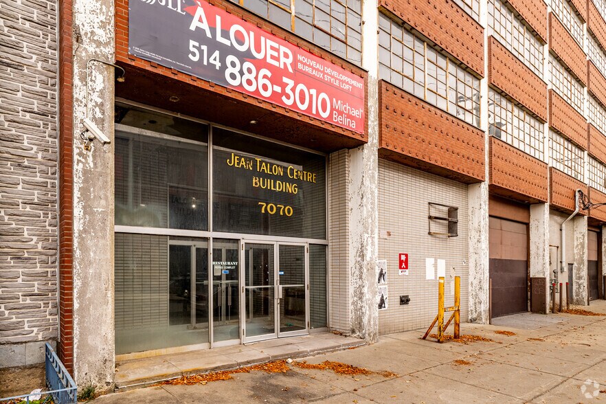 More Photos Of 7070 Rue Saint-Urbain, Montréal Office For Lease