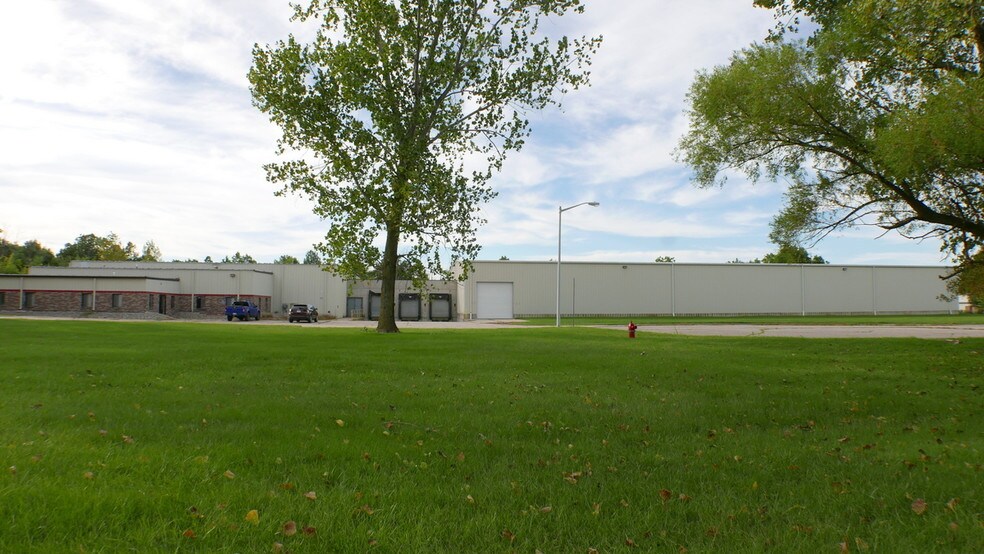 More Photos Of 2125 Redman Dr, Alma Distribution For Sale