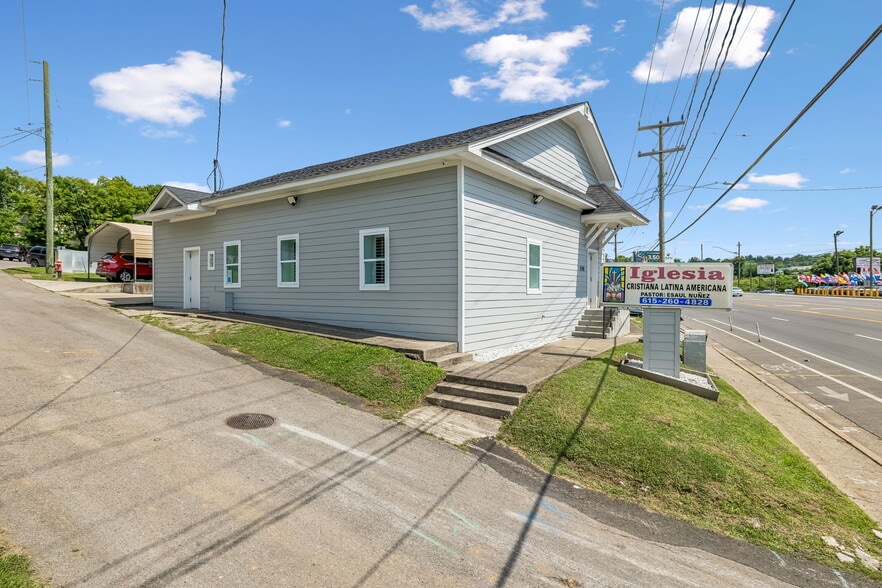 More Photos Of 4500 Nolensville Pike, Nashville Religious Facility For Sale