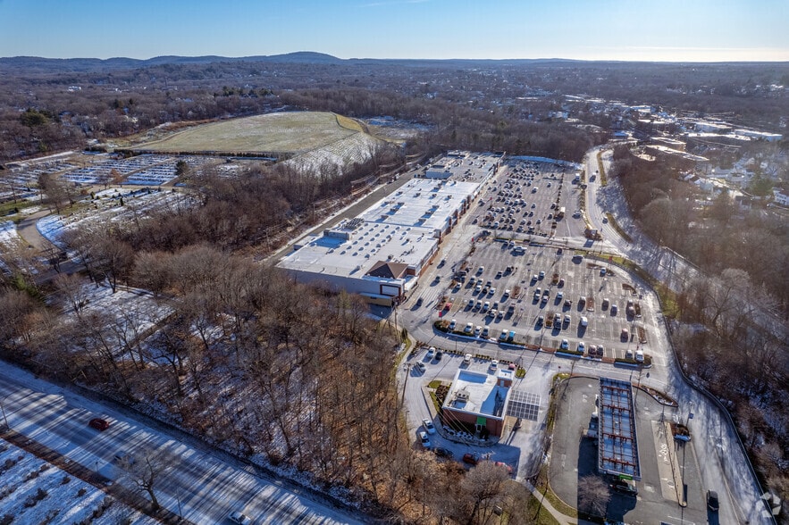 More Photos Of 950 American Legion Hwy, Boston Unknown For Lease