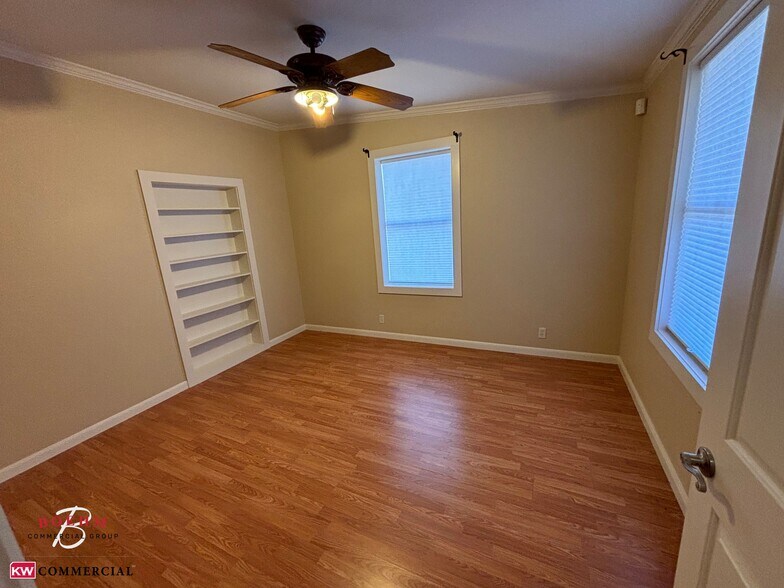 More Photos Of 39 Scenic Loop Rd, Boerne Office Residential For Lease