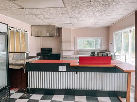 More Photos Of 506 Ossipee Trl, Porter General Retail For Lease