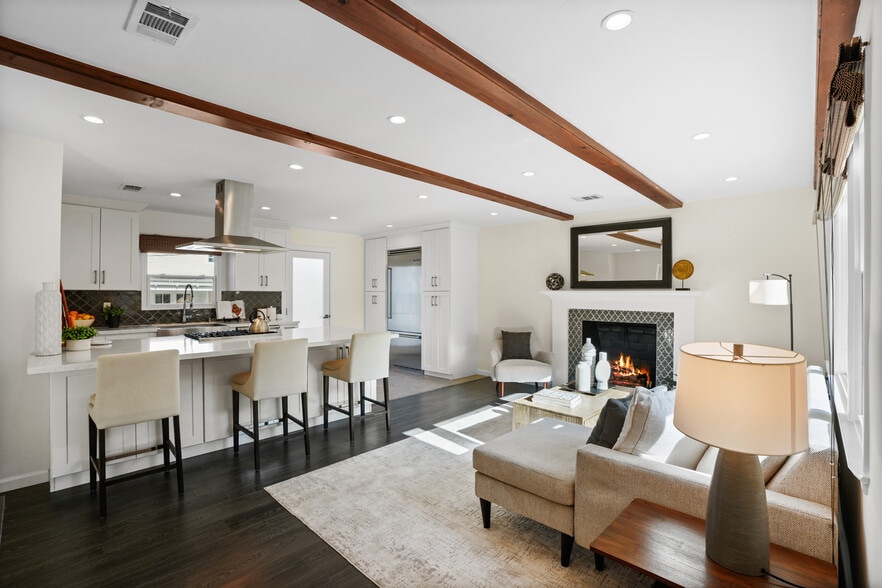 More Photos Of 5438-5440 Colfax Ave, Valley Village Apartments For Sale