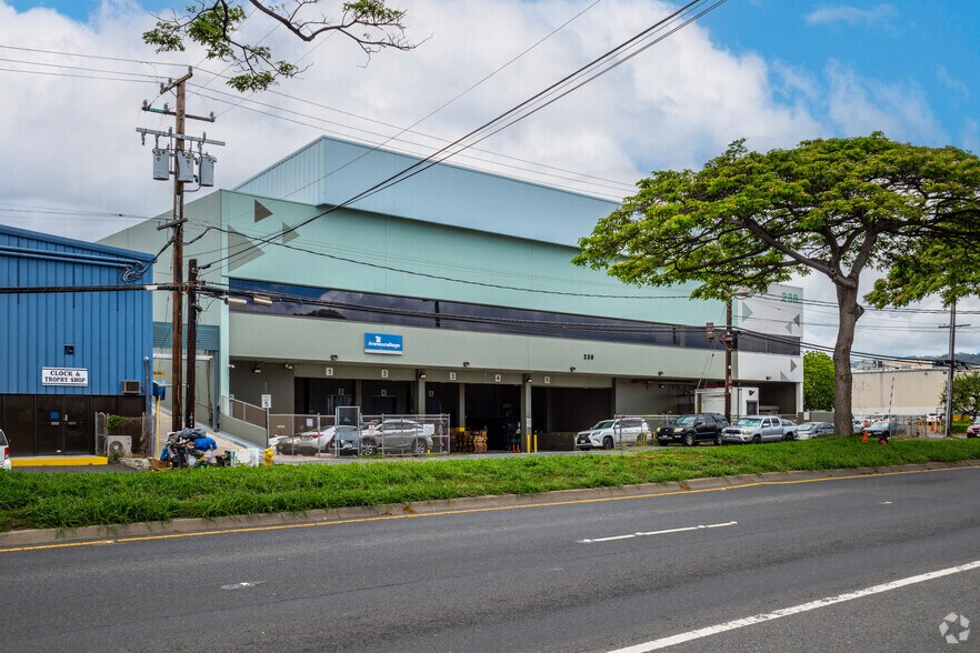 More Photos Of 238 Sand Island Access Rd, Honolulu Warehouse For Lease