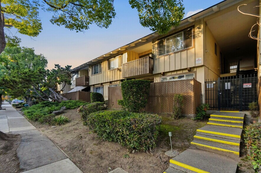 More Photos Of 315 E Okeefe St, Palo Alto Apartments For Sale