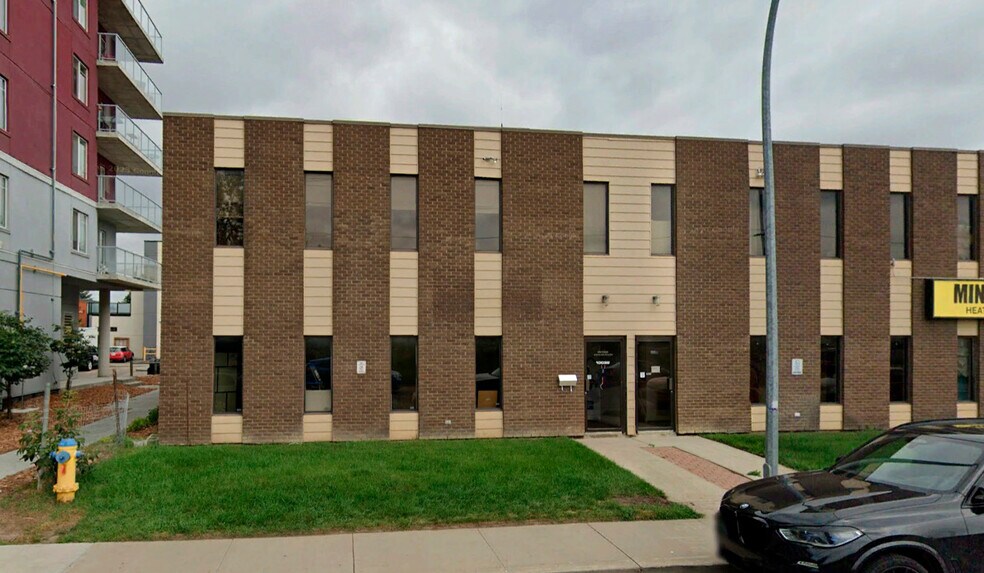 More Photos Of 10024-10032 79th Ave NW, Edmonton Flex For Lease
