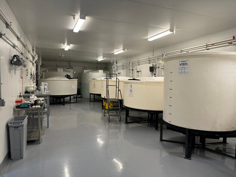 More Photos Of 13042 Bradley Ave, Sylmar Warehouse For Sale