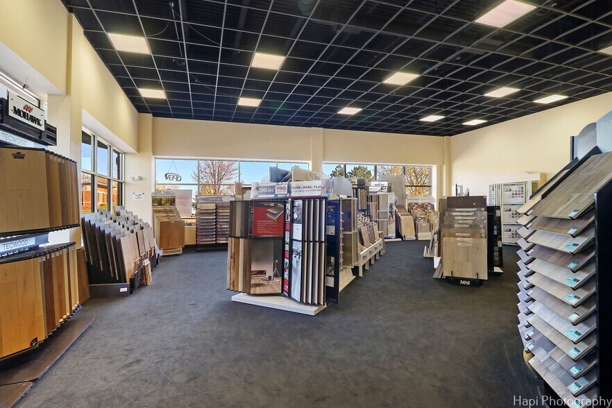 More Photos Of 195 N Milwaukee Ave, Vernon Hills Storefront Retail Office For Sale