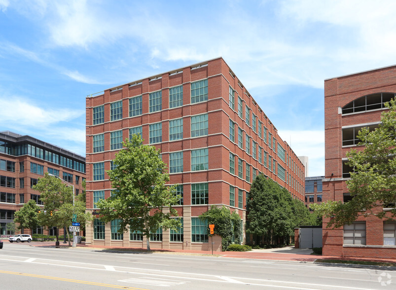 Primary Photo Of 277 W Nationwide Blvd, Columbus Office For Lease