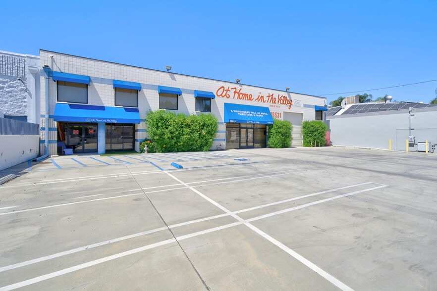 More Photos Of 16531 Saticoy St, Van Nuys Warehouse For Sale