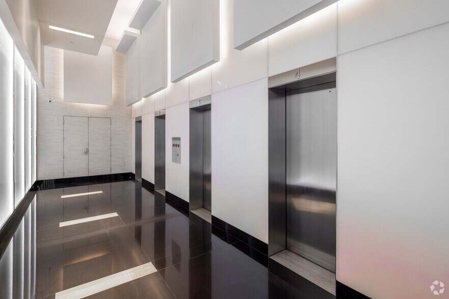 More Photos Of 150 W 30th St, New York Office For Lease