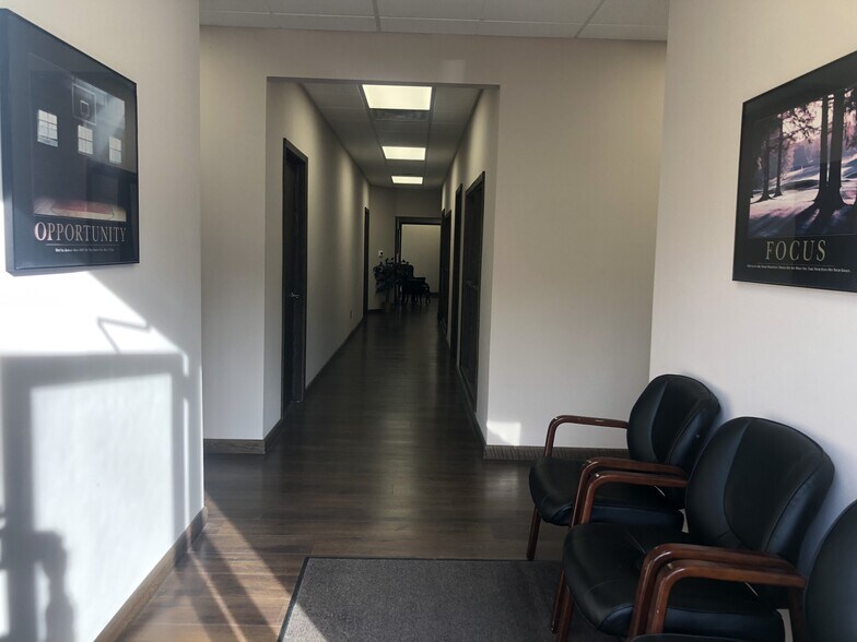 More Photos Of 664 Tire Hill Rd, Johnstown Office For Lease