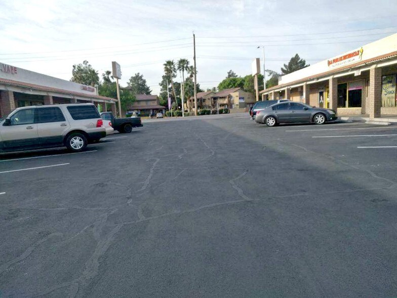 More Photos Of 3021 E Charleston Blvd, Las Vegas General Retail For Sale