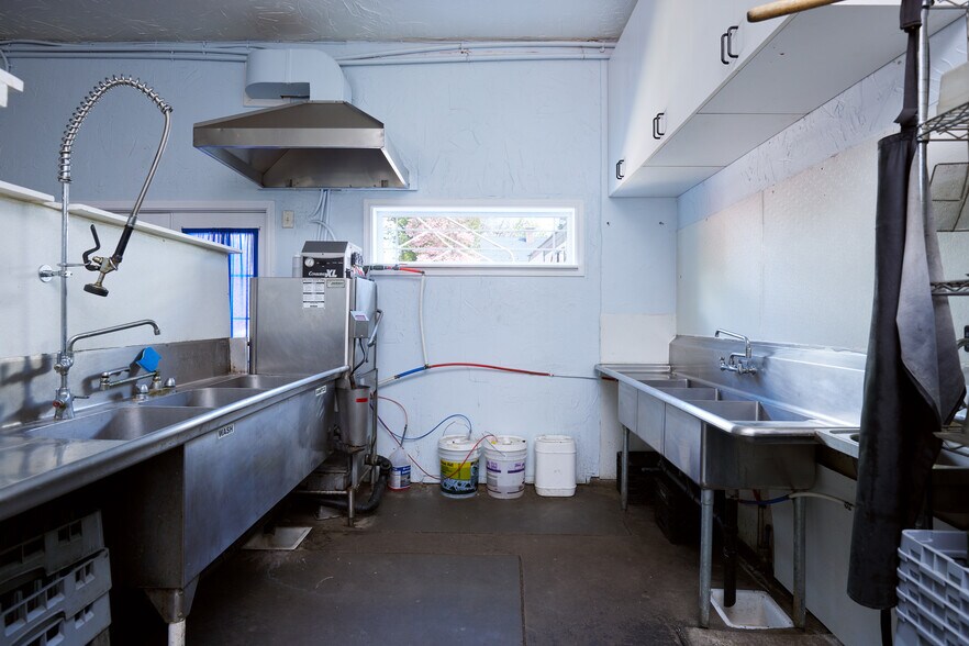 More Photos Of 527 Catherine St, Walla Walla Hospitality For Sale