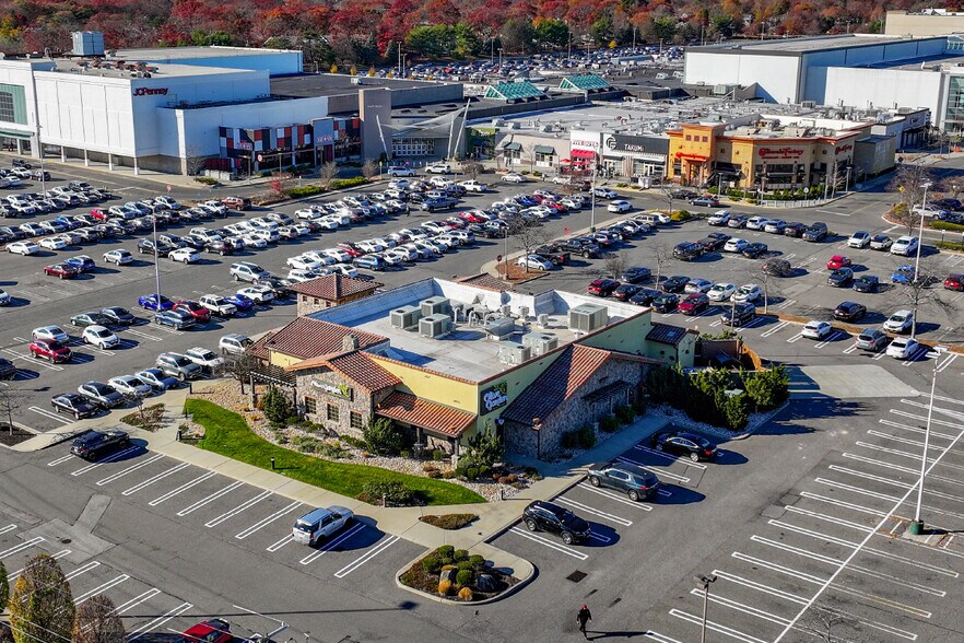 Primary Photo Of 1715 Sunrise Hwy, Bay Shore Restaurant For Sale