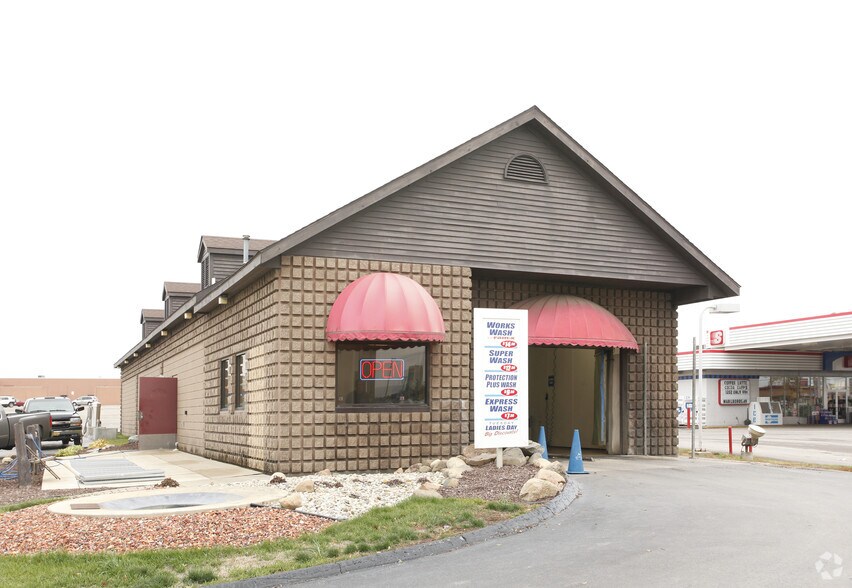 More Photos Of 1357 S Main, Adrian Unknown For Lease
