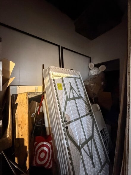 More Photos Of 671 Flatbush Ave, Brooklyn Storefront Retail Residential For Lease