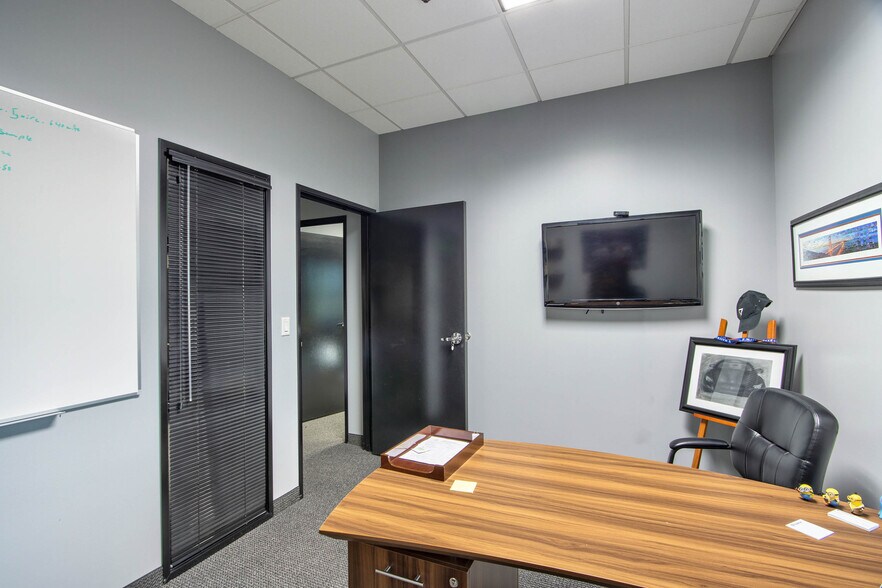 More Photos Of 38605 Calistoga Dr, Murrieta Medical For Sale