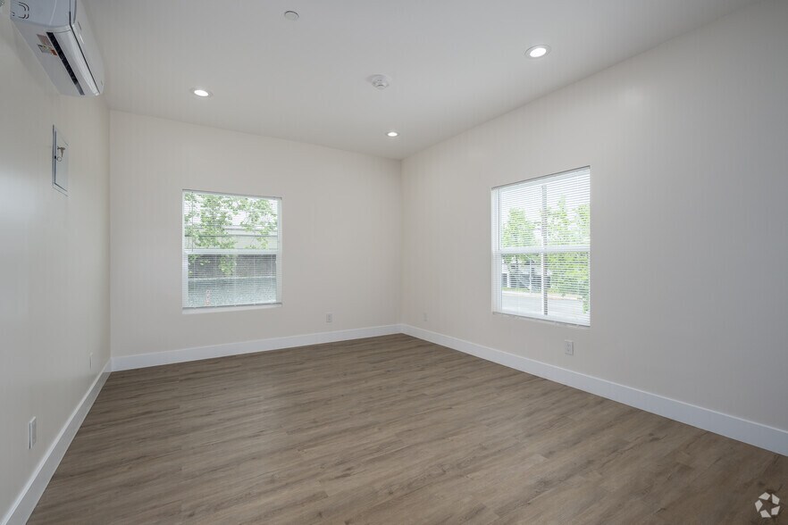 More Photos Of 3000 T St, Sacramento Apartments For Sale