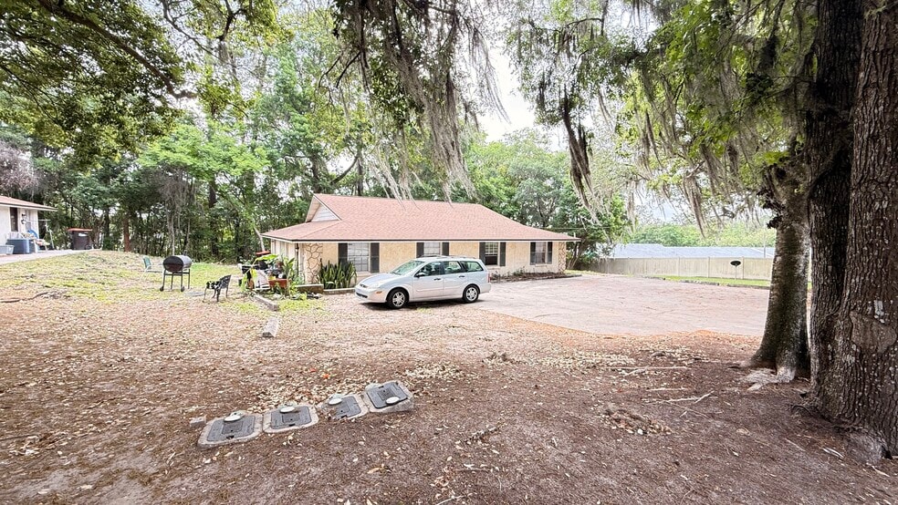More Photos Of 11613 SE 57th Ave, Belleview Apartments For Sale