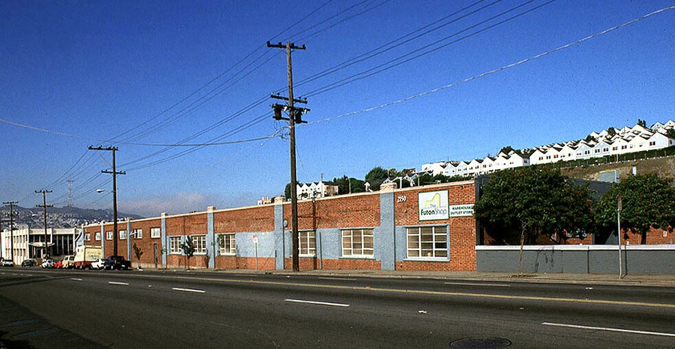More Photos Of 1950-2190 Cesar Chavez, San Francisco Warehouse For Lease