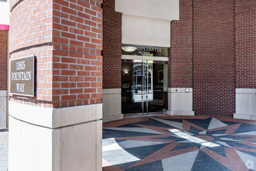 More Photos Of 11815 Fountain Way, Newport News Coworking Space