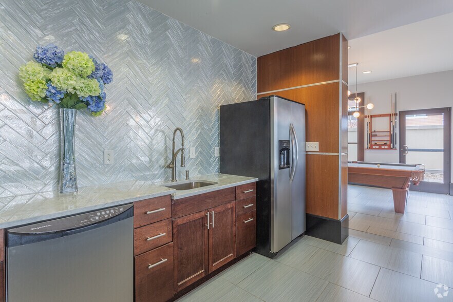 More Photos Of 670 Downey Green, Hampton Apartments For Sale