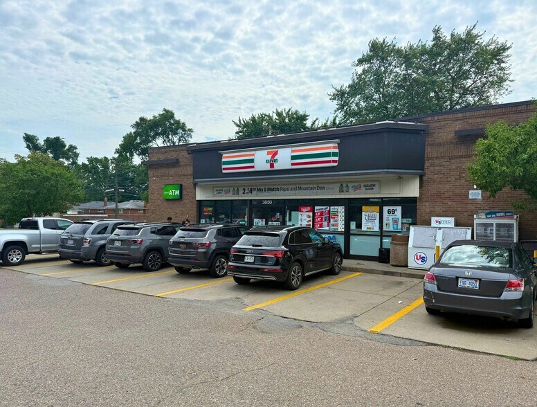 More Photos Of 3850 Monroe St, Dearborn Convenience Store For Sale
