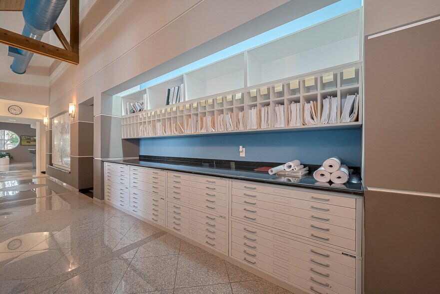 More Photos Of 19855 Greenwind Chase Dr, Houston Office For Sale