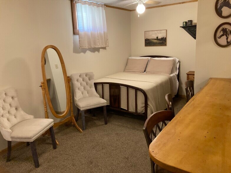 More Photos Of 22413 Highway C, Lawson Specialty For Sale