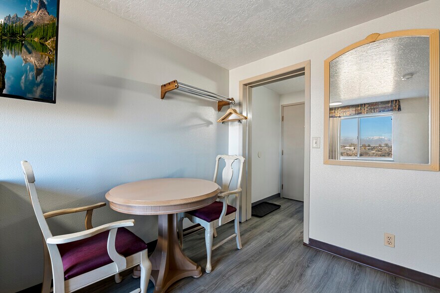 More Photos Of 75 S 350 E, Delta Hotel For Sale