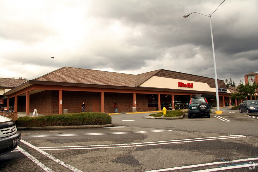 More Photos Of 14810 NE 24th St, Redmond General Retail For Lease