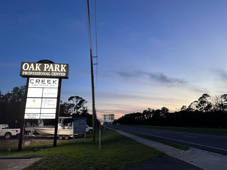 More Photos Of 1720 El Jobean Rd, Port Charlotte Office For Lease