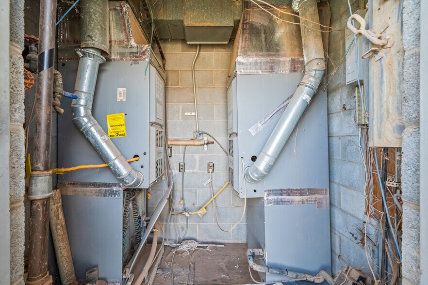 More Photos Of 6464 US-84, Anton Industrial For Sale
