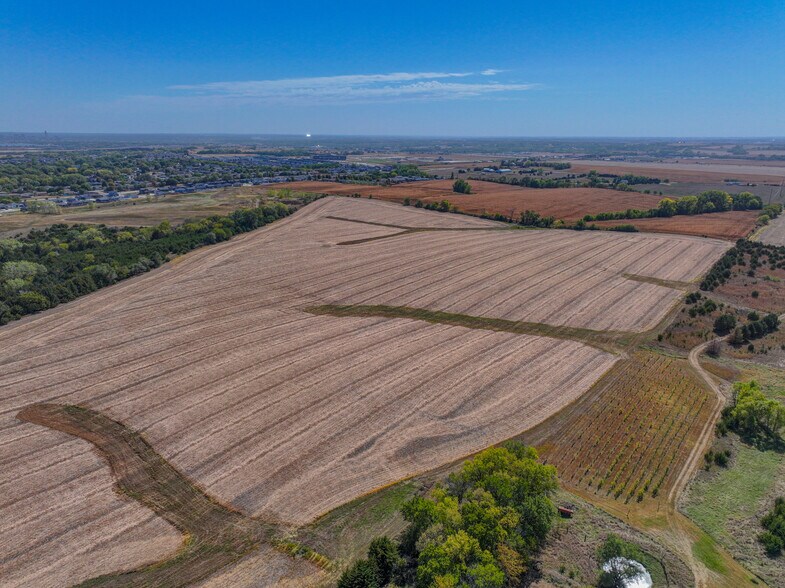 More Photos Of 6155 W Adams st, Lincoln Land For Sale