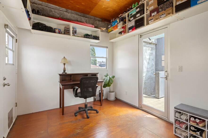 More Photos Of 977 Chung King Rd, Los Angeles Storefront Retail Residential For Sale