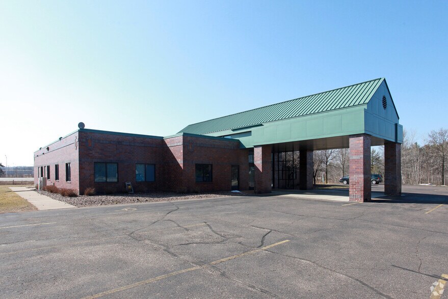 More Photos Of 2110 W Hwy 12, Menomonie Medical For Lease
