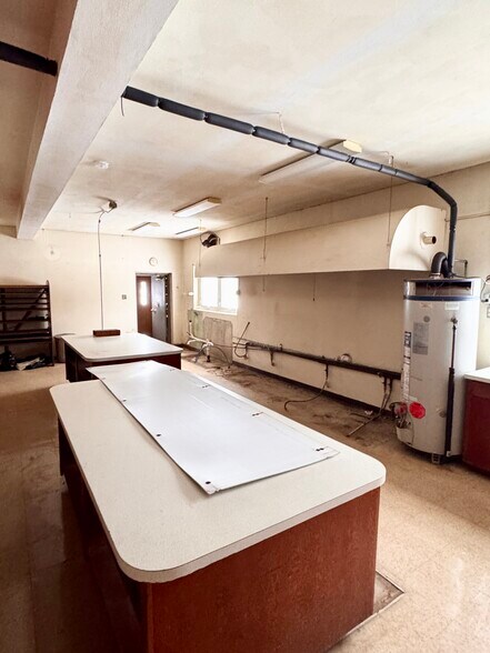 More Photos Of 5322 PA Route -873, Schnecksville Flex For Sale