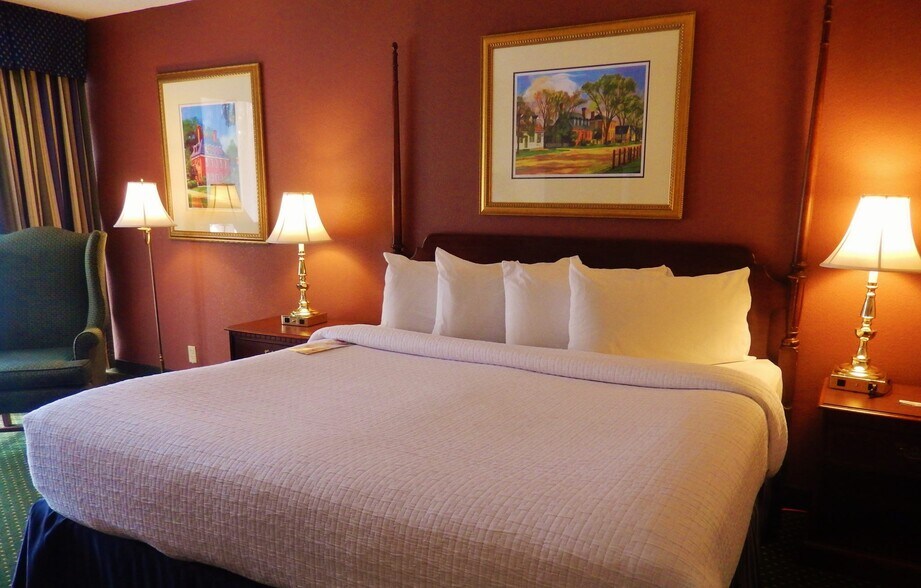 More Photos Of 6945 Pocahontas Trl, Williamsburg Hotel For Sale