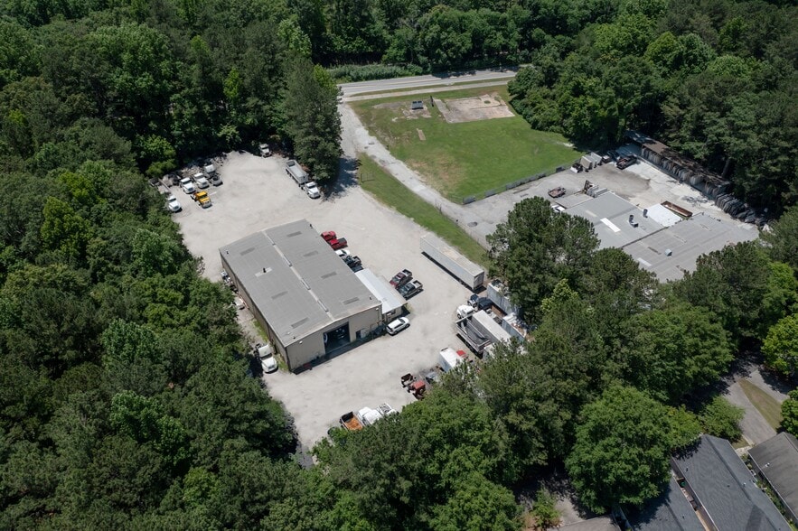 Primary Photo Of 4624 Powder Springs Dallas Rd, Powder Springs Warehouse For Sale