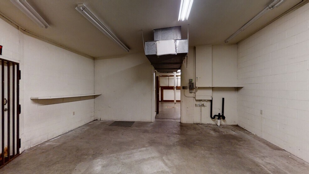 More Photos Of 1950 Kitrick Ave, Oroville Warehouse For Sale